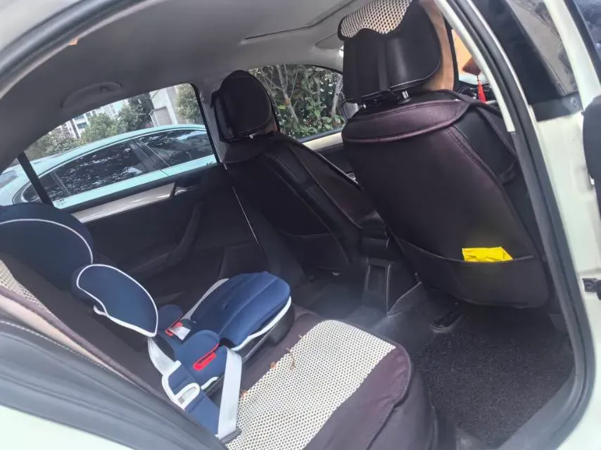 2018 Skoda Rapid 1.6L 110HP L4 6AT,autocango,china used car exporter,china ev exporter,chinese used car exporter,chinese used ev exporter