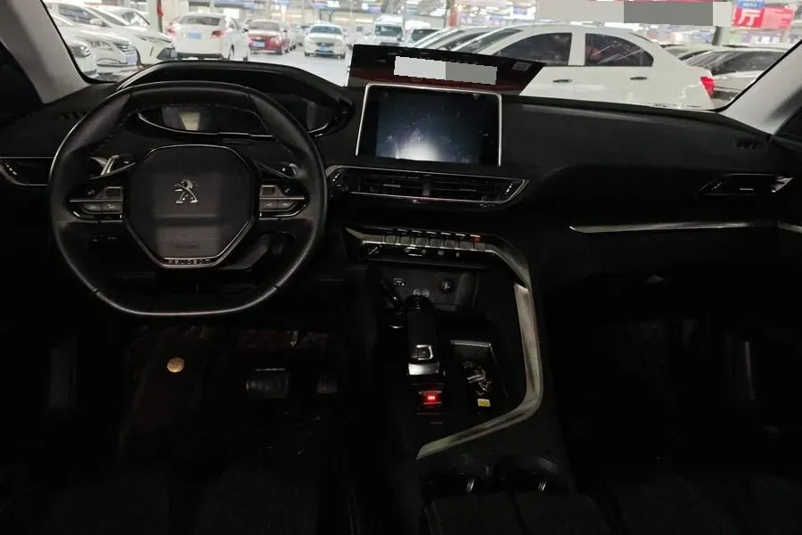 2017 Peugeot 5008 1.6T 167HP L4 6AT,autocango,china used car exporter,china ev exporter,chinese used car exporter,chinese used ev exporter