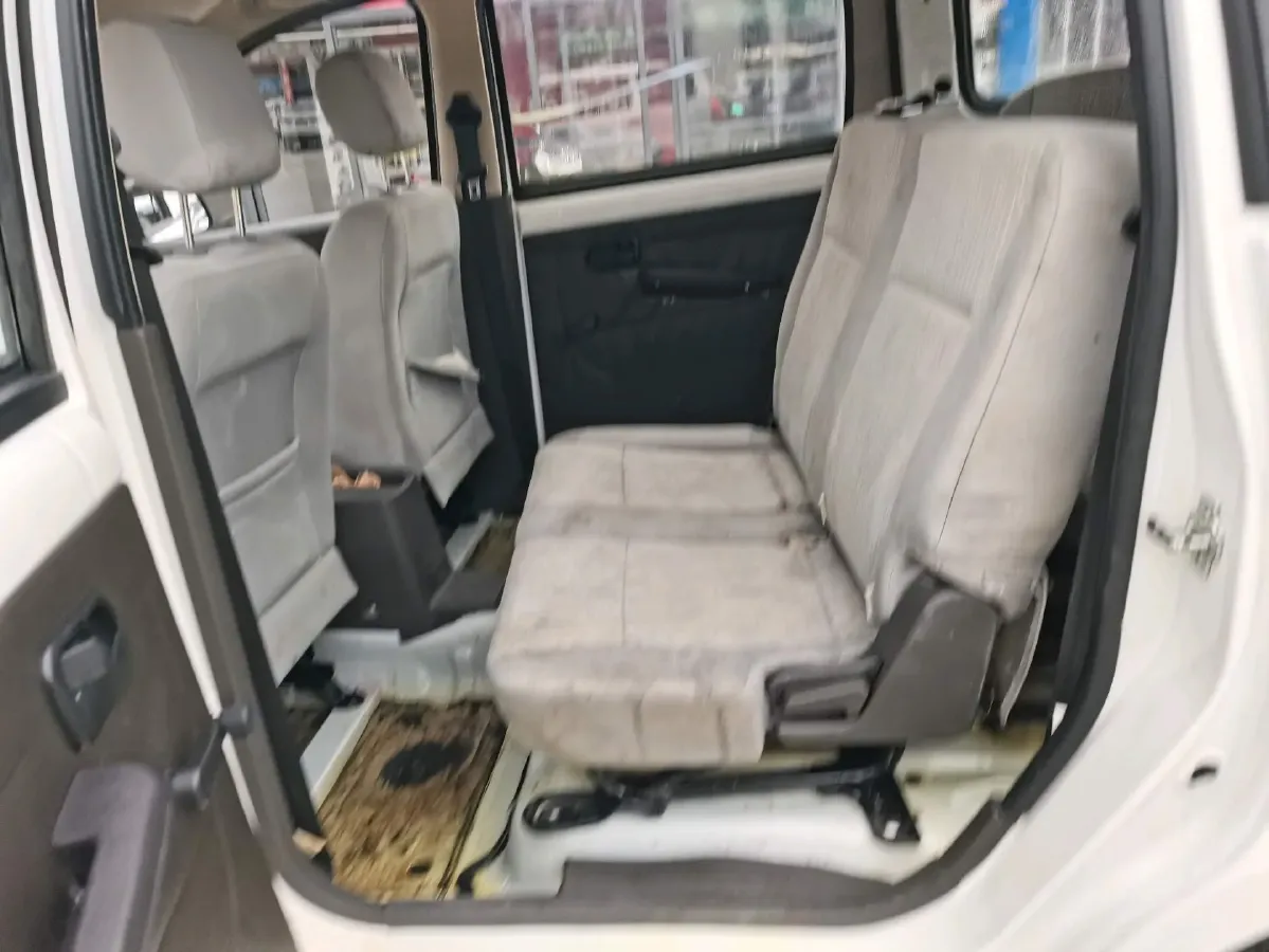 2018 WuLing HongGuang 1.2L 82HP L4 5MT,autocango,china used car exporter,china ev exporter,chinese used car exporter,chinese used ev exporter