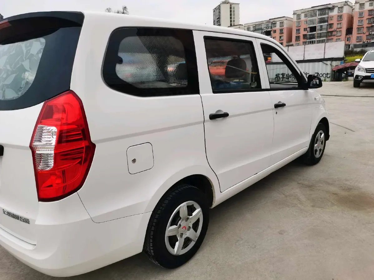 2018 WuLing HongGuang 1.2L 82HP L4 5MT,autocango,china used car exporter,china ev exporter,chinese used car exporter,chinese used ev exporter