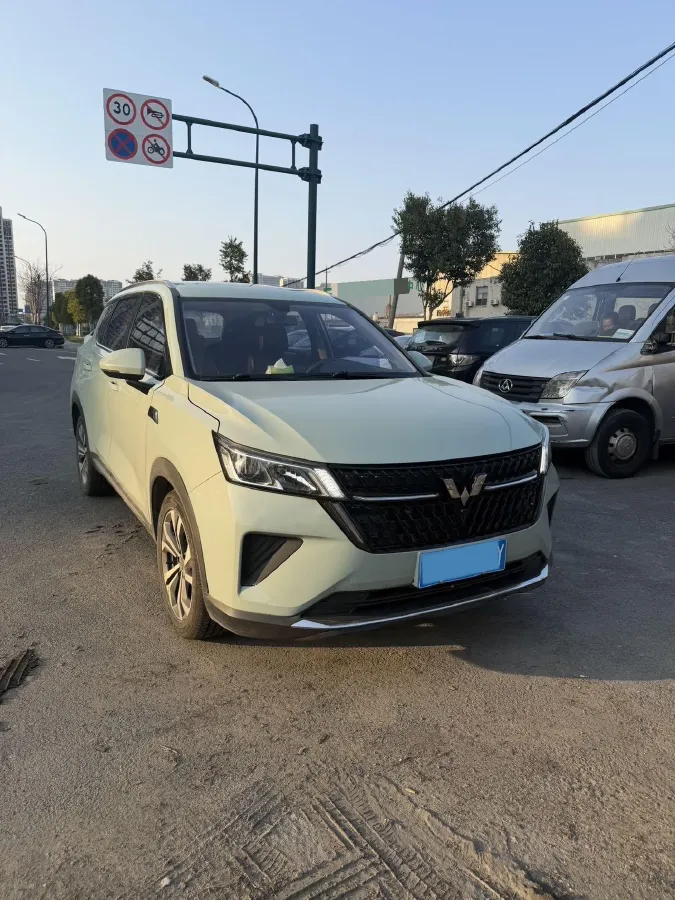 2022 WuLing XingChen 2.0L 136HP L4 1DHT Hybrid 1.8KWH,autocango,china used car exporter,china ev exporter,chinese used car exporter,chinese used ev exporter