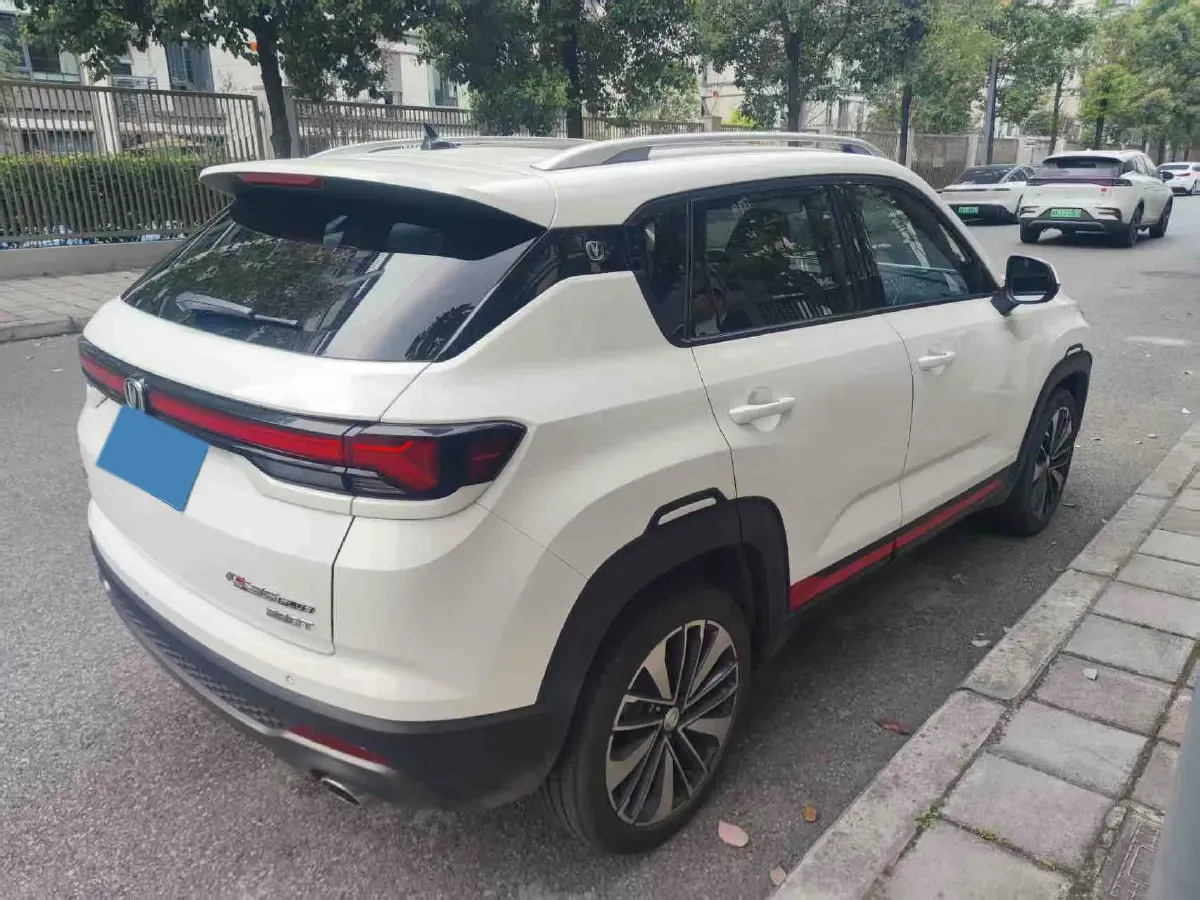 2021 ChangAn CS35 Plus 1.4T 160HP L4 7DCT,autocango,china used car exporter,china ev exporter,chinese used car exporter,chinese used ev exporter