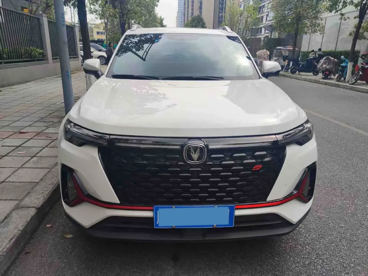 2021 ChangAn CS35 Plus 1.4T 160HP L4 7DCT,autocango,china used car exporter,china ev exporter,chinese used car exporter,chinese used ev exporter