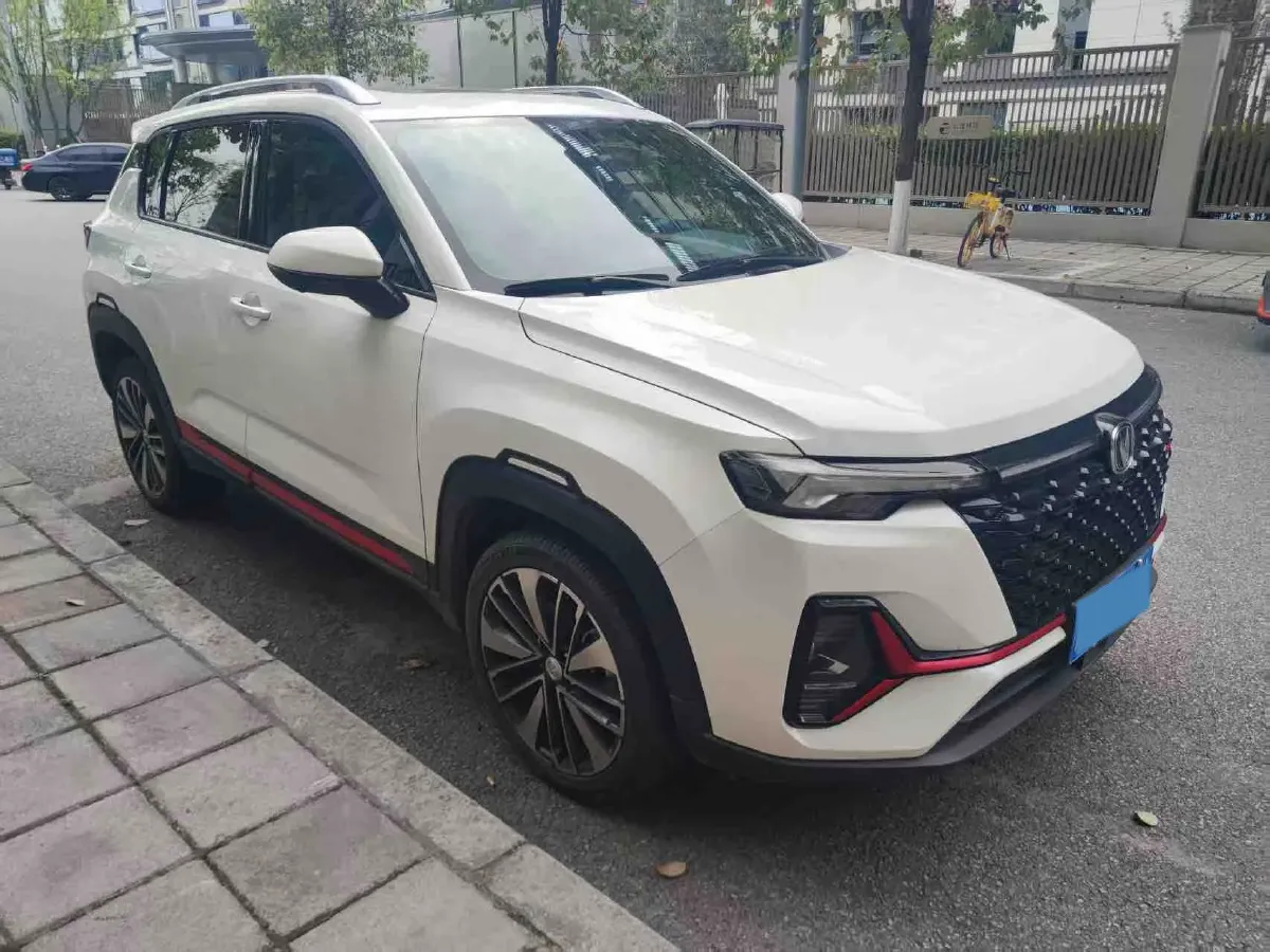 2021 ChangAn CS35 Plus 1.4T 160HP L4 7DCT,autocango,china used car exporter,china ev exporter,chinese used car exporter,chinese used ev exporter
