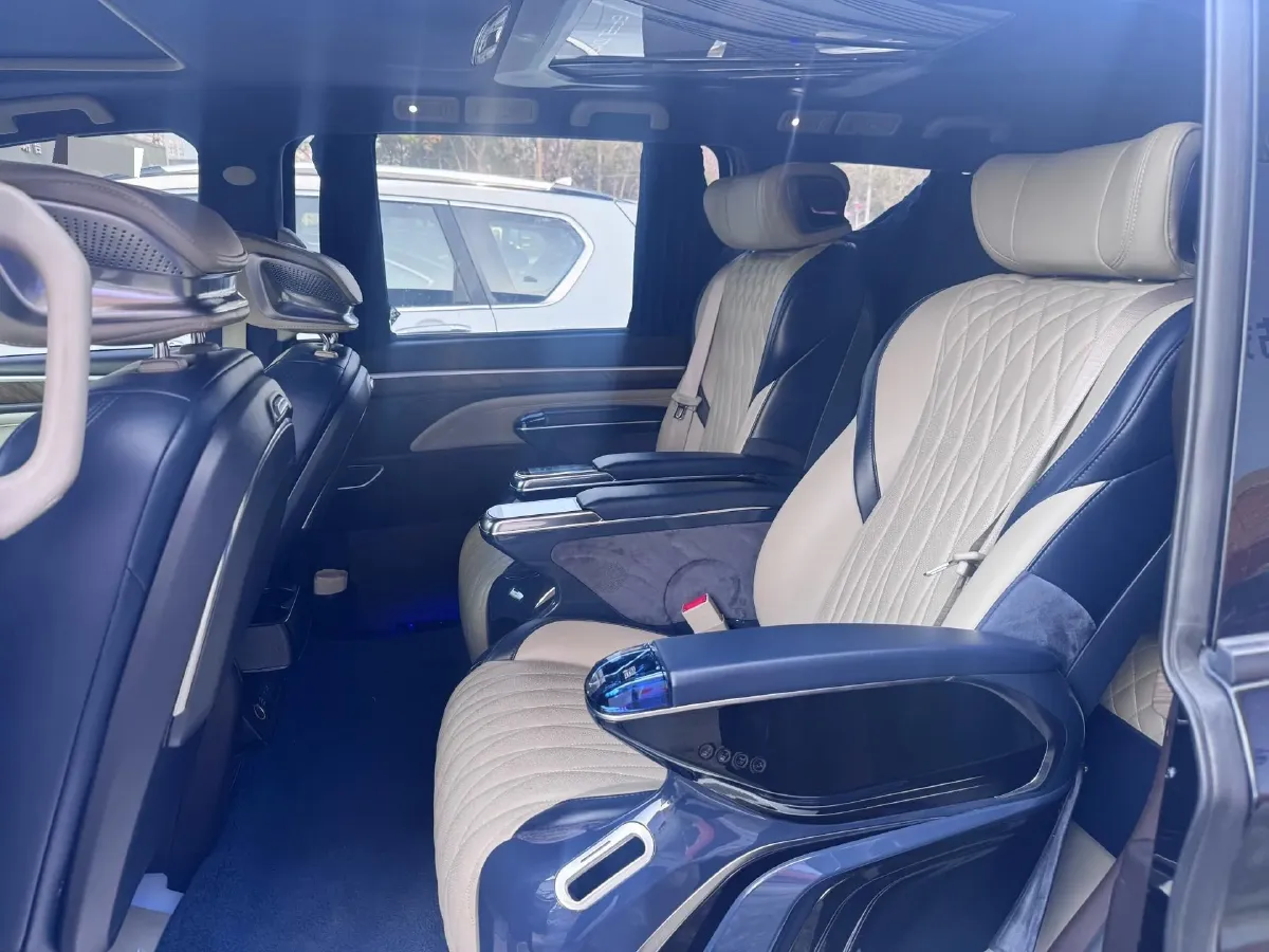 2021 GAC Trumpchi M8 2.0T 252HP L4 8AT,autocango,china used car exporter,china ev exporter,chinese used car exporter,chinese used ev exporter