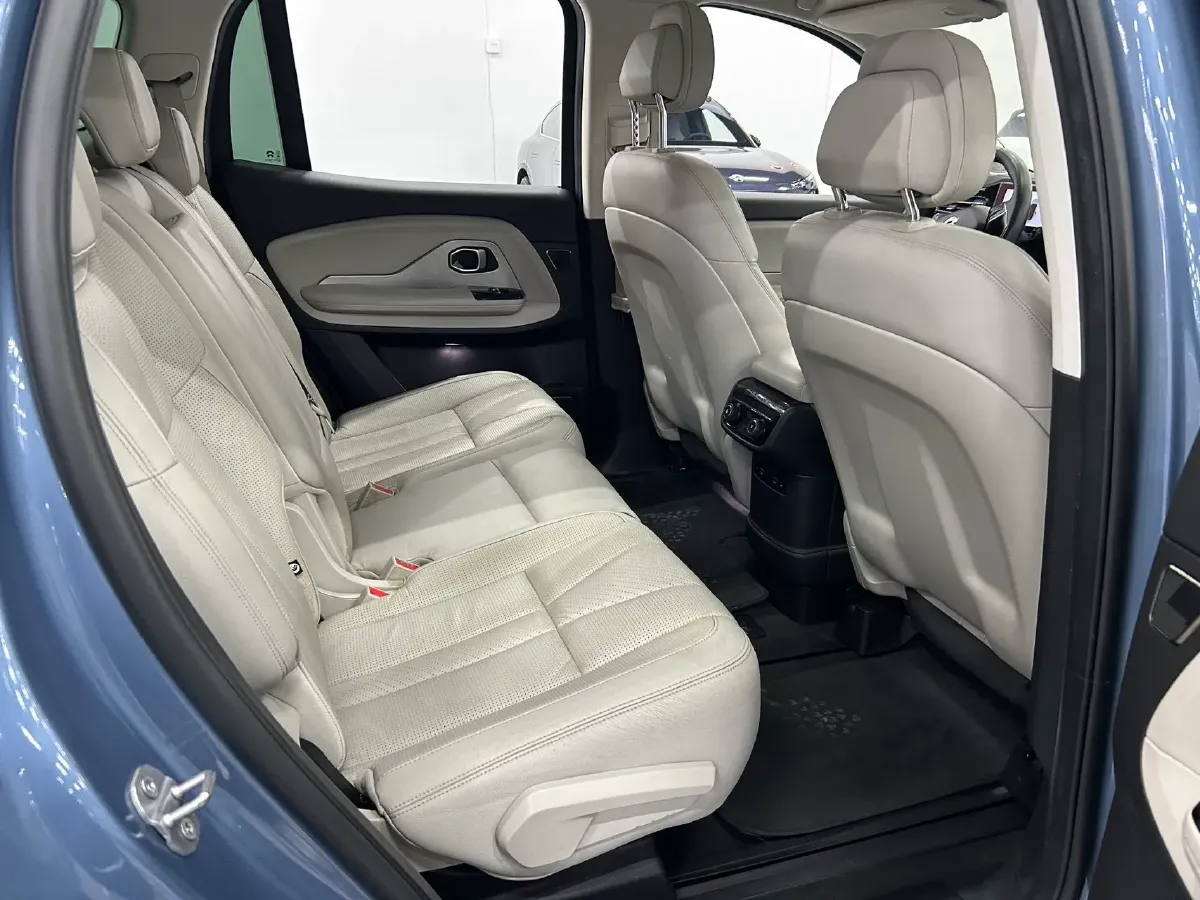 2018 NIO ES8 BEV 70KWH,autocango,china used car exporter,china ev exporter,chinese used car exporter,chinese used ev exporter