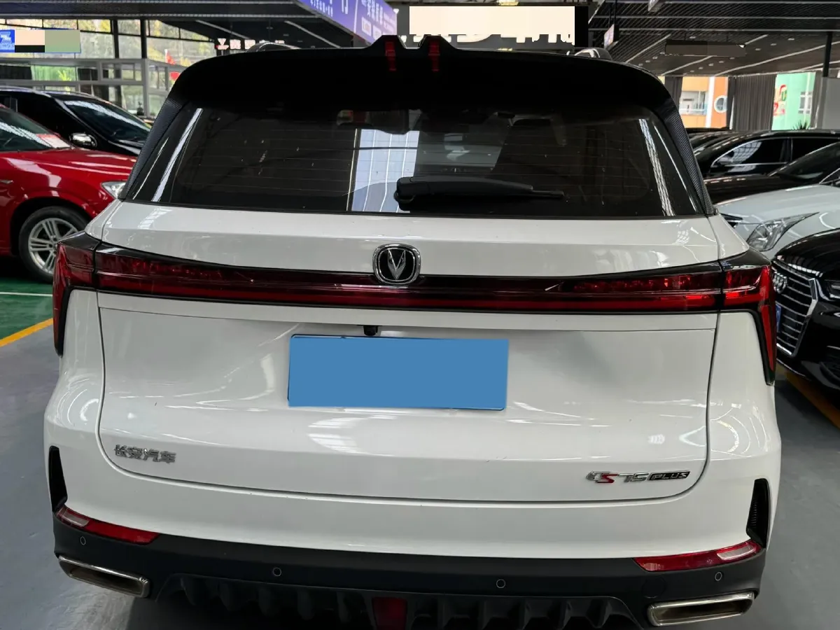 2022 ChangAn CS75 Plus 1.5T 188HP L4 8AT,autocango,china used car exporter,china ev exporter,chinese used car exporter,chinese used ev exporter