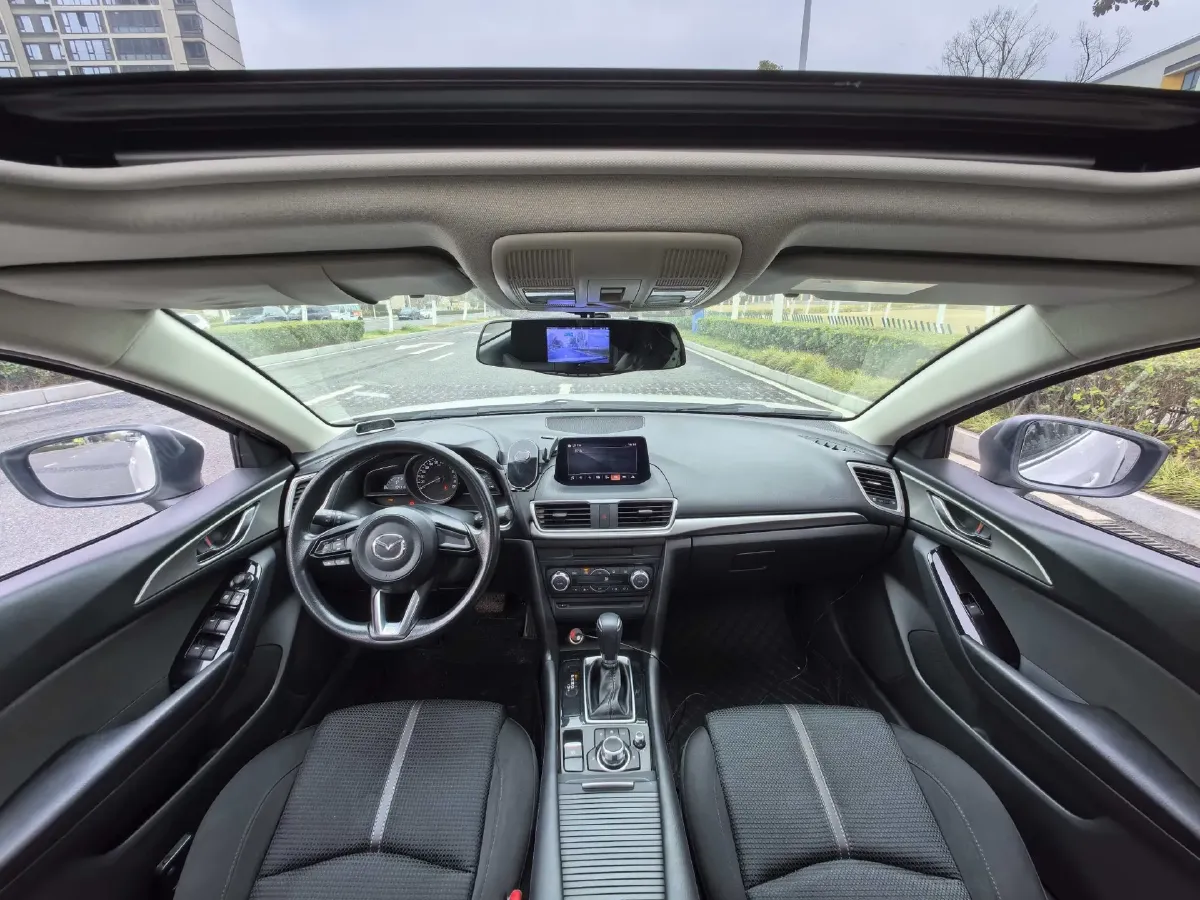 2017 Mazda 3 Axela 1.5L 117HP L4 6AT,autocango,china used car exporter,china ev exporter,chinese used car exporter,chinese used ev exporter