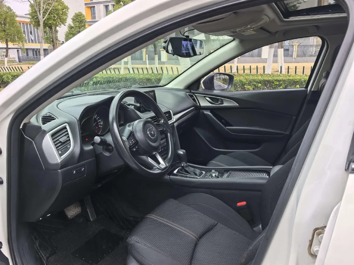 2017 Mazda 3 Axela 1.5L 117HP L4 6AT,autocango,china used car exporter,china ev exporter,chinese used car exporter,chinese used ev exporter