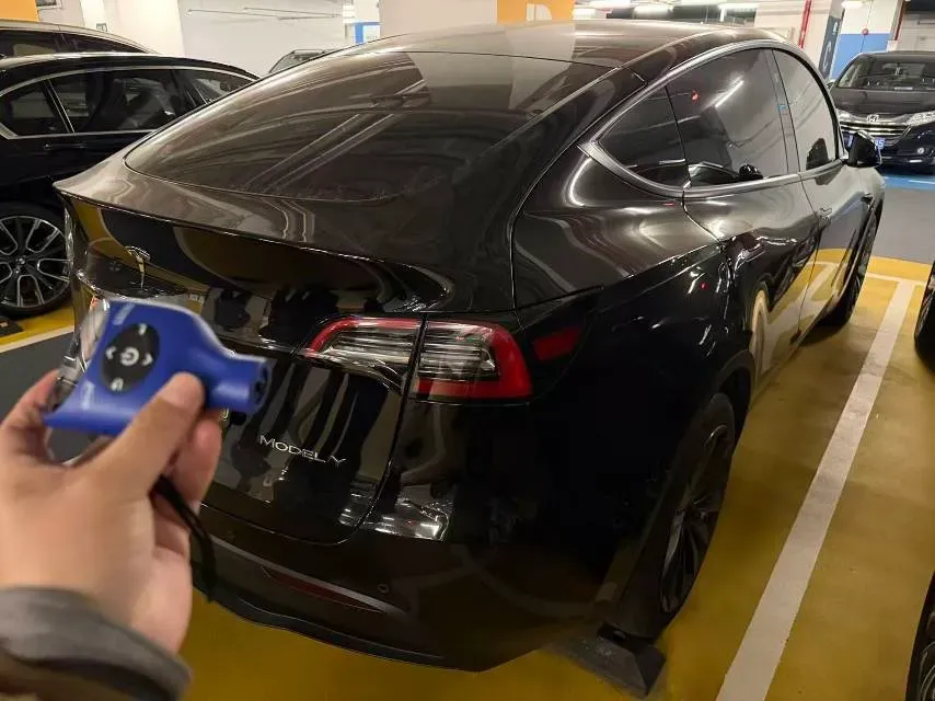 2022 Tesla Model Y BEV 60KWH,autocango,china used car exporter,china ev exporter,chinese used car exporter,chinese used ev exporter