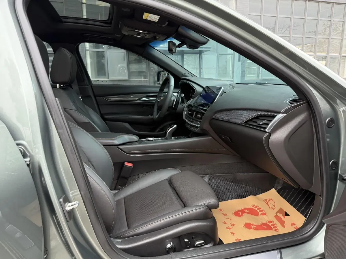 2022 Cadillac CT5 2.0T 237HP L4 10AT,autocango,china used car exporter,china ev exporter,chinese used car exporter,chinese used ev exporter