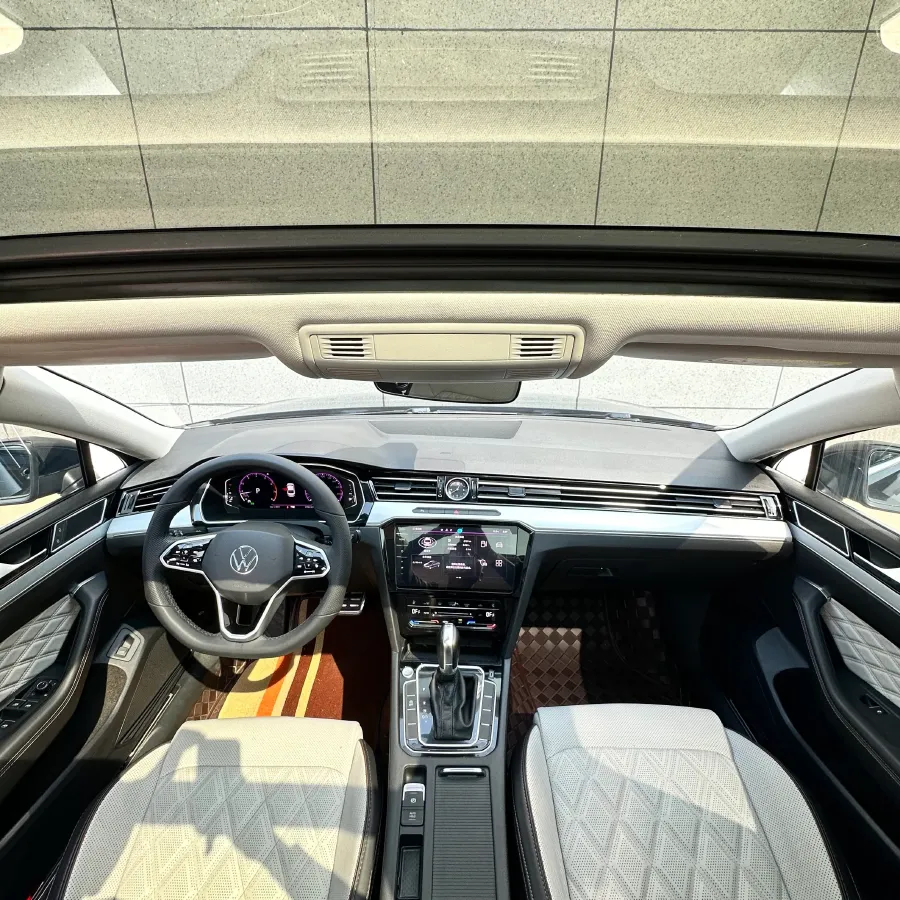 2023 Volkswagen Magotan 2.0T 186HP L4 7DCT,autocango,china used car exporter,china ev exporter,chinese used car exporter,chinese used ev exporter