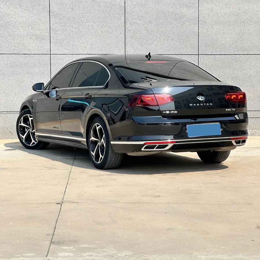 2023 Volkswagen Magotan 2.0T 186HP L4 7DCT,autocango,china used car exporter,china ev exporter,chinese used car exporter,chinese used ev exporter