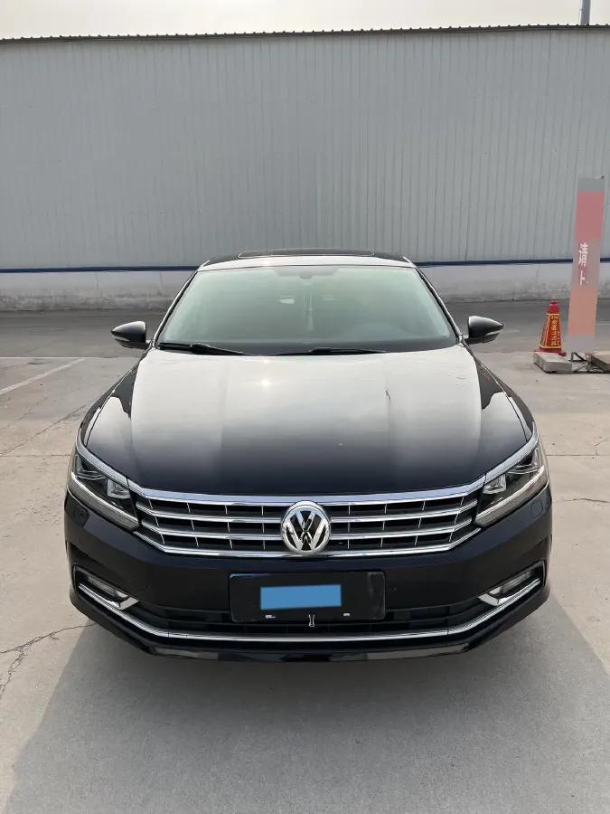 2017 Volkswagen Passat 1.8T 180HP L4 7DCT,autocango,china used car exporter,china ev exporter,chinese used car exporter,chinese used ev exporter