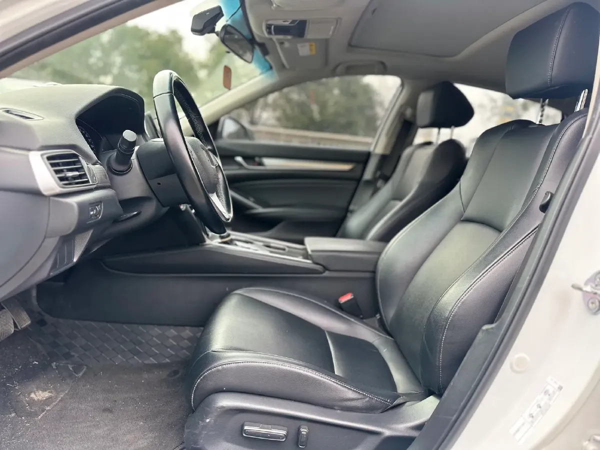 2023 Honda Accord 1.5T 192HP L4 CVT,autocango,china used car exporter,china ev exporter,chinese used car exporter,chinese used ev exporter