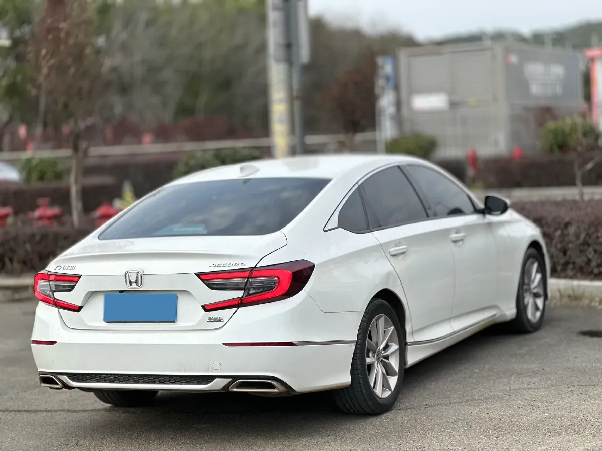 2023 Honda Accord 1.5T 192HP L4 CVT,autocango,china used car exporter,china ev exporter,chinese used car exporter,chinese used ev exporter