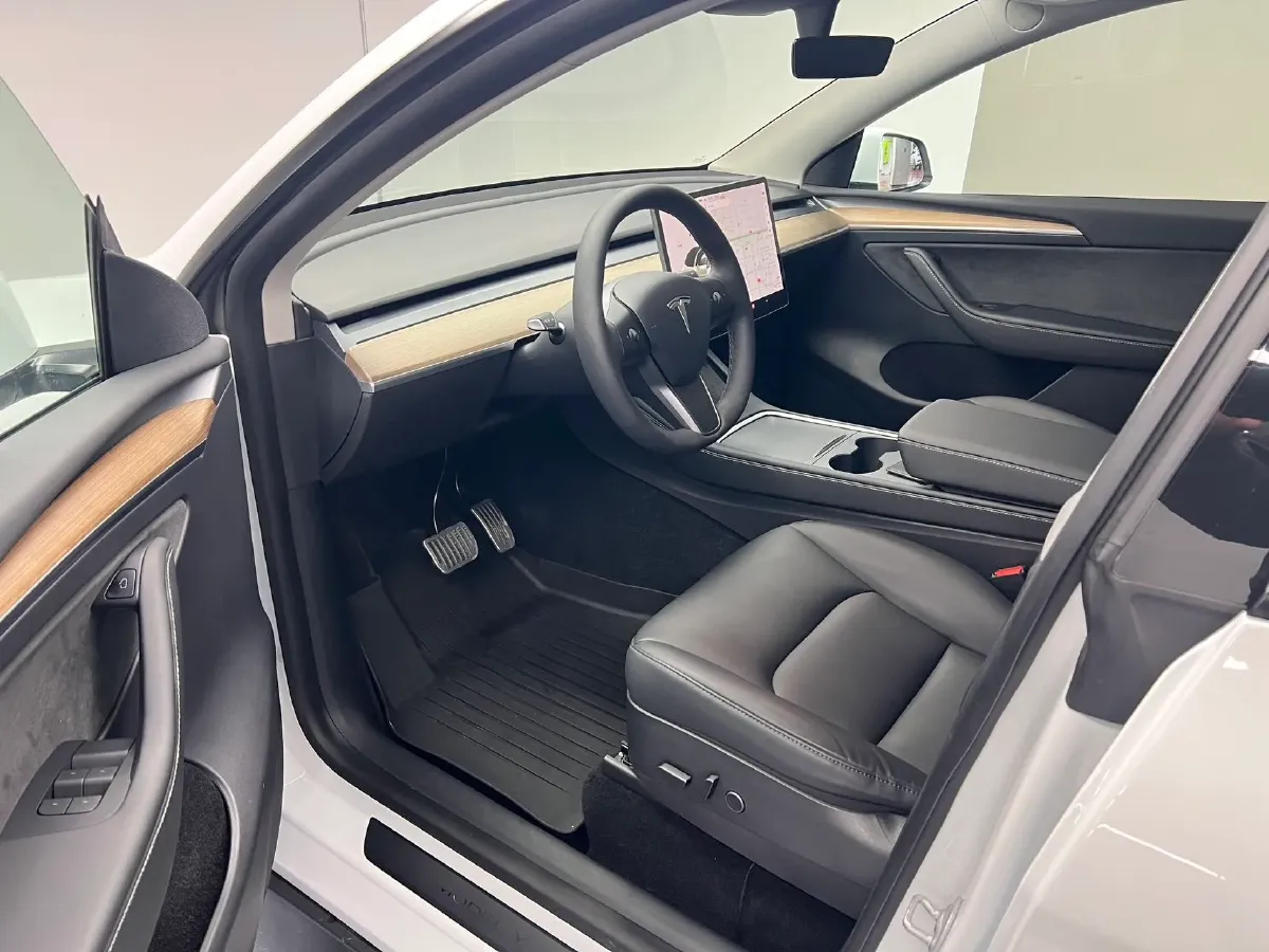 2021 Tesla Model Y BEV 60KWH,autocango,china used car exporter,china ev exporter,chinese used car exporter,chinese used ev exporter