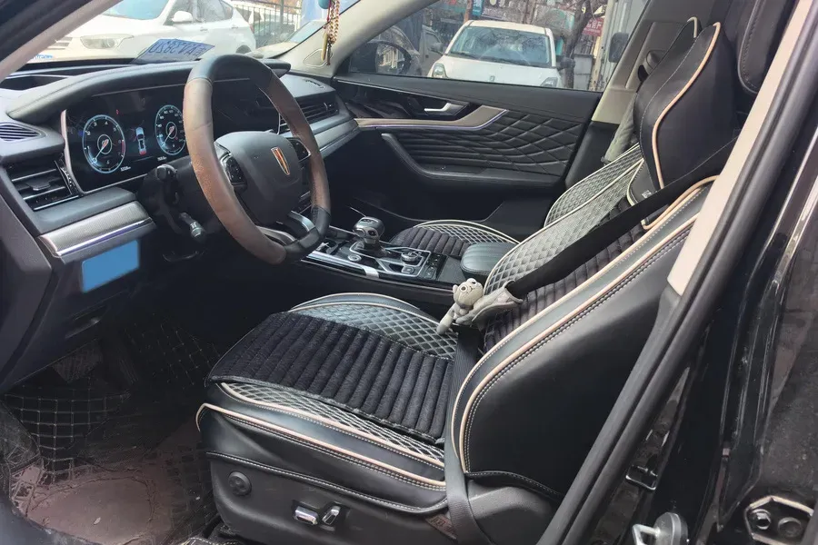 2022 HongQi HS5 2.0T 224HP L4 6AT,autocango,china used car exporter,china ev exporter,chinese used car exporter,chinese used ev exporter