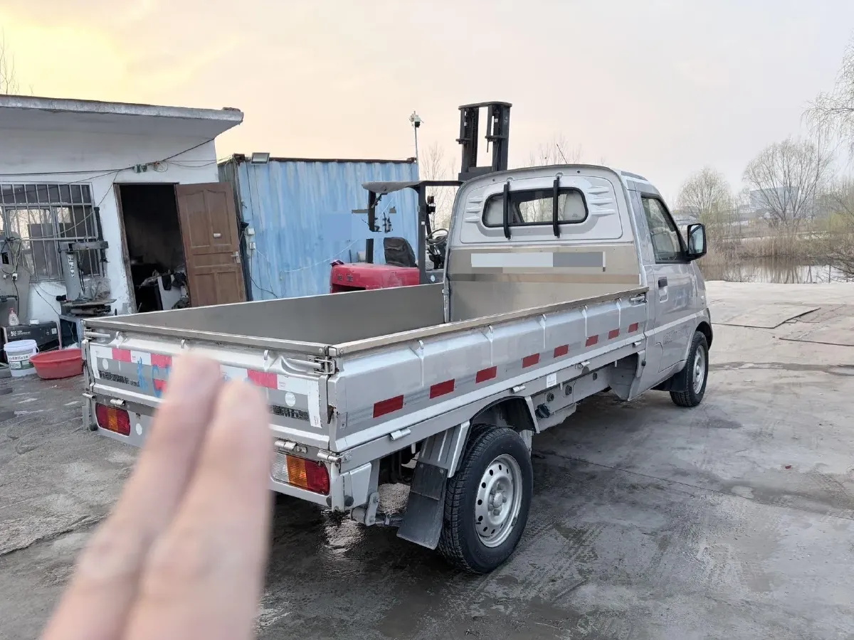 2020 WuLing RongGuang Mini Truck 1.5L 99HP L4 5MT,autocango,china used car exporter,china ev exporter,chinese used car exporter,chinese used ev exporter