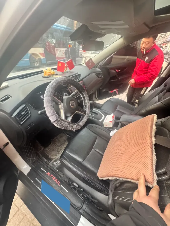 2022 Nissan X-Trail 2.0L 151HP L4 CVT,autocango,china used car exporter,china ev exporter,chinese used car exporter,chinese used ev exporter