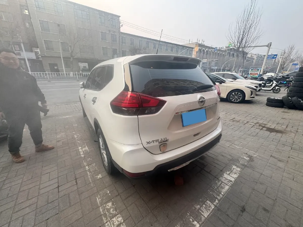 2022 Nissan X-Trail 2.0L 151HP L4 CVT,autocango,china used car exporter,china ev exporter,chinese used car exporter,chinese used ev exporter