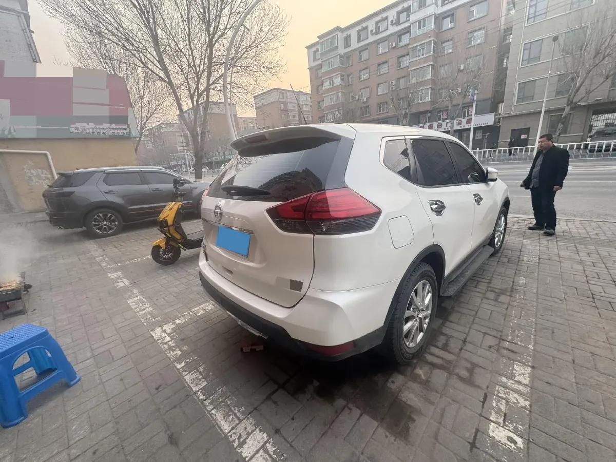 2022 Nissan X-Trail 2.0L 151HP L4 CVT,autocango,china used car exporter,china ev exporter,chinese used car exporter,chinese used ev exporter