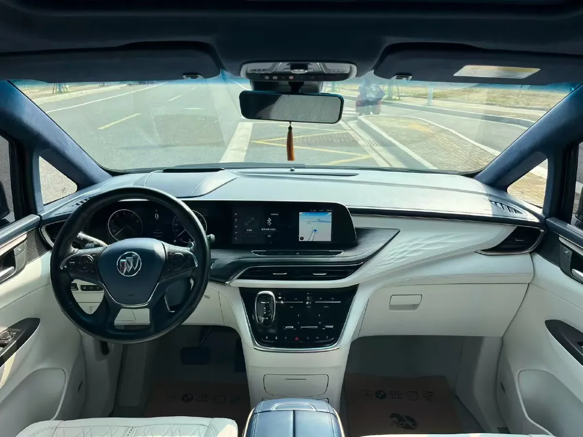 2021 Buick GL8 2.0T 237HP L4 9AT,autocango,china used car exporter,china ev exporter,chinese used car exporter,chinese used ev exporter