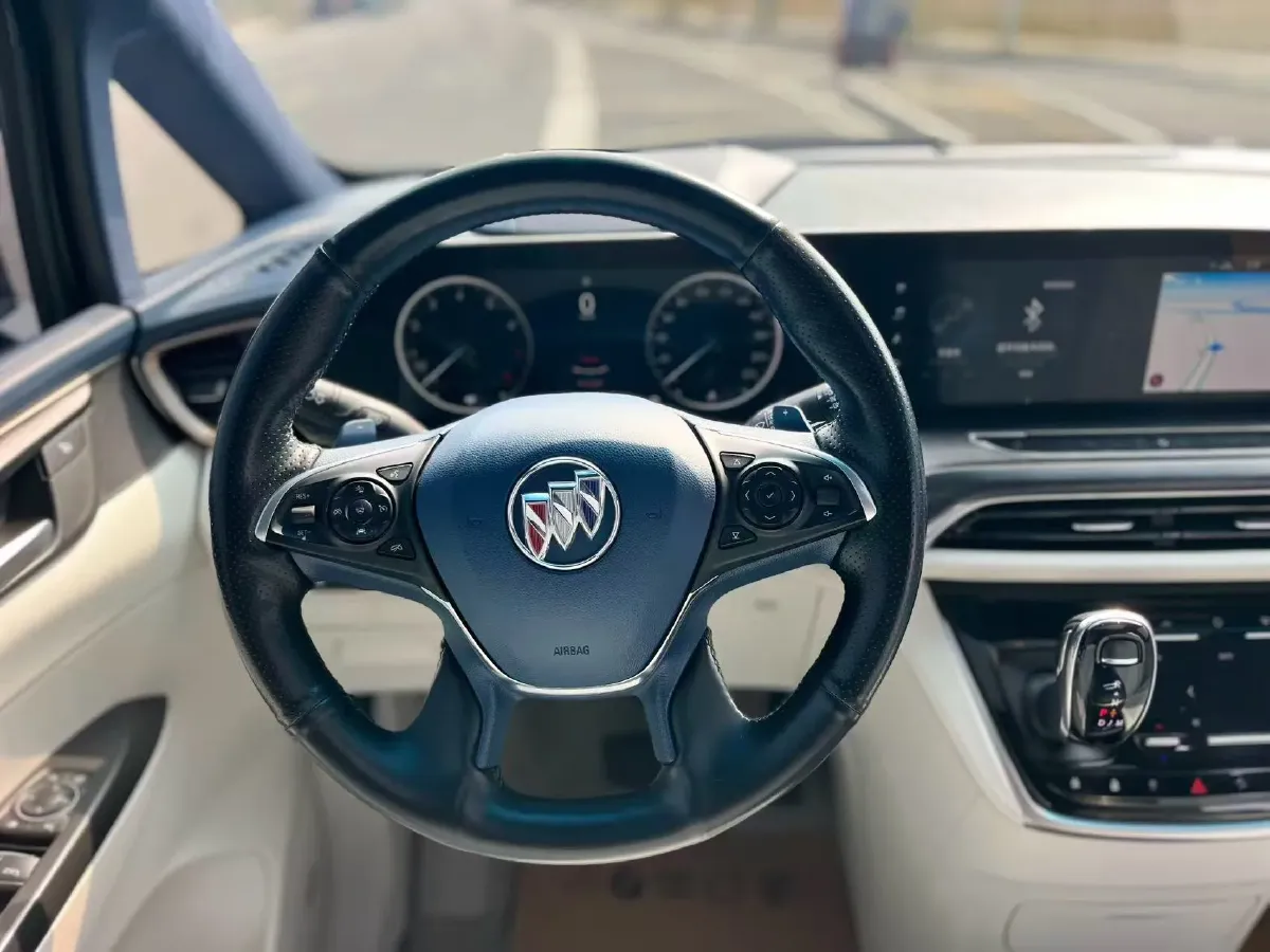 2021 Buick GL8 2.0T 237HP L4 9AT,autocango,china used car exporter,china ev exporter,chinese used car exporter,chinese used ev exporter