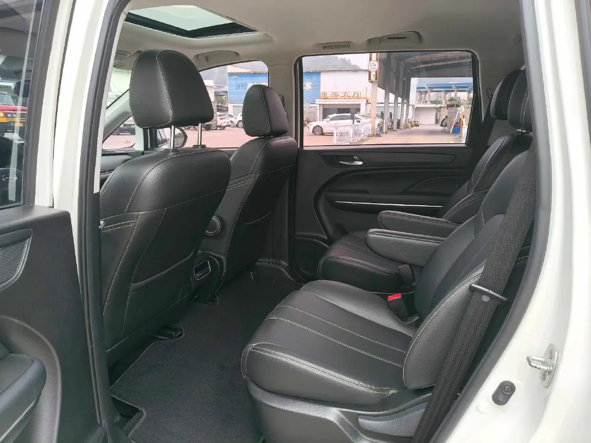 2021 GAC Trumpchi M6 1.5T 169HP L4 7DCT,autocango,china used car exporter,china ev exporter,chinese used car exporter,chinese used ev exporter