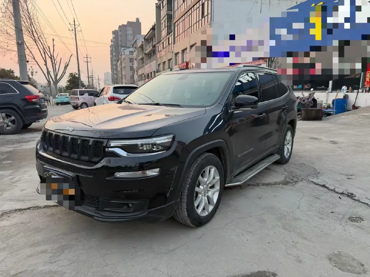 2018 Jeep Grand Commander 2.0T 234HP L4 9AT,autocango,china used car exporter,china ev exporter,chinese used car exporter,chinese used ev exporter