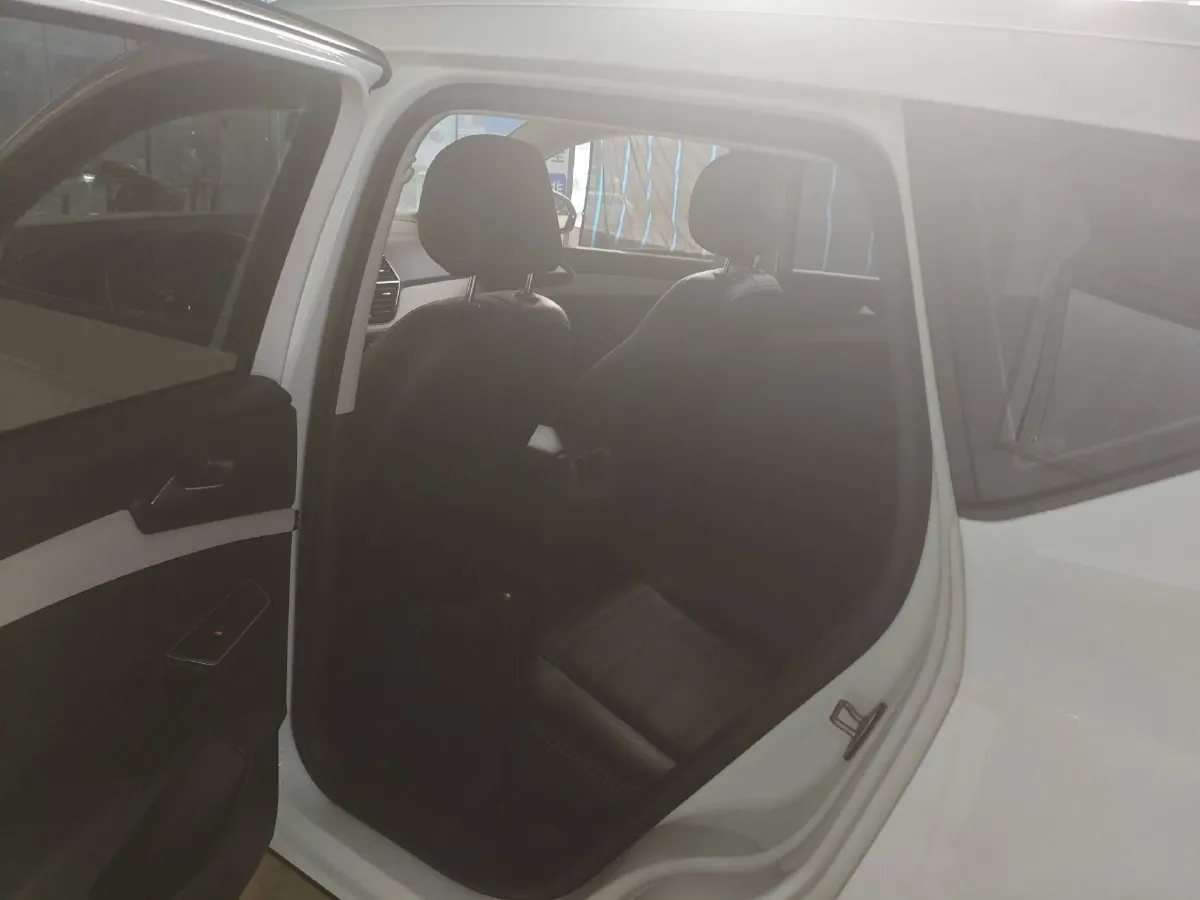 2024 Jetta VS5 1.4T 150HP L4 5MT,autocango,china used car exporter,china ev exporter,chinese used car exporter,chinese used ev exporter