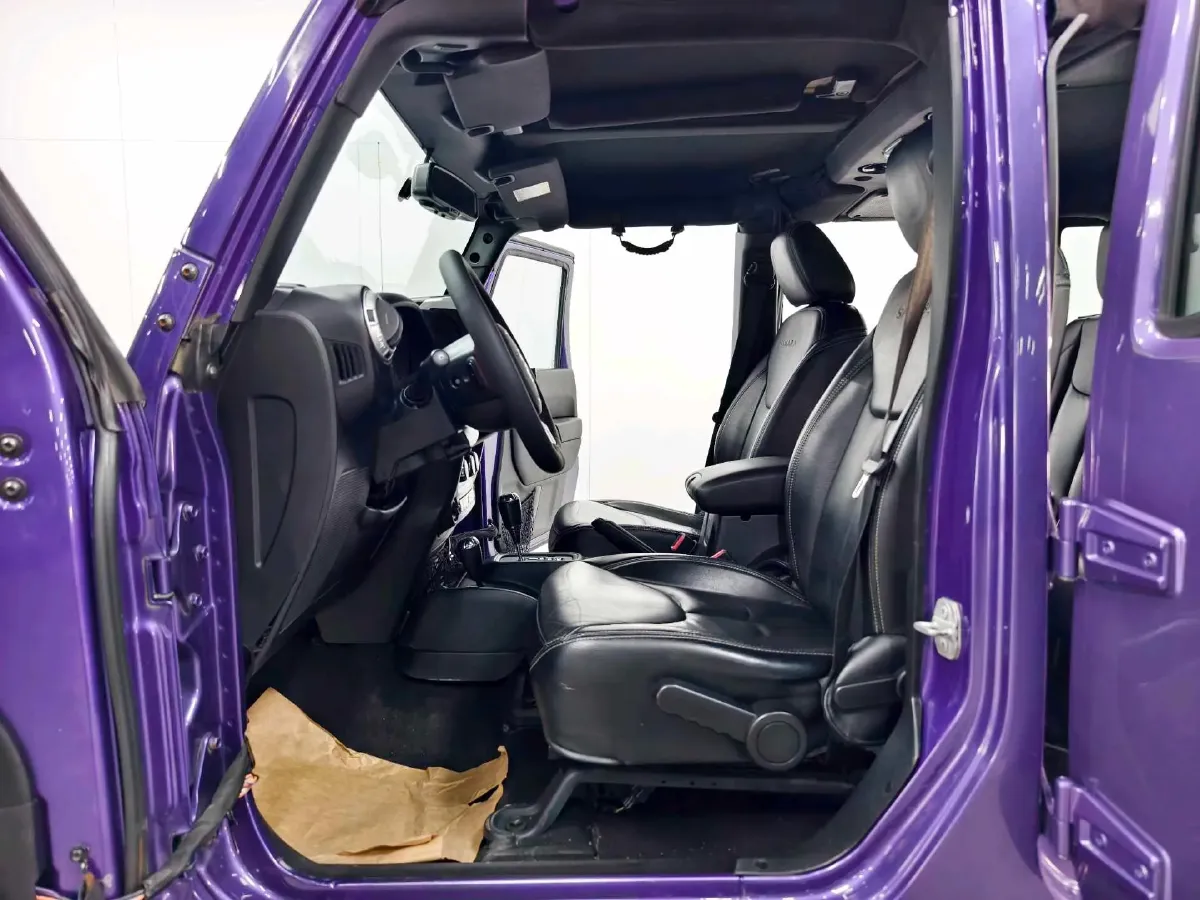 2017 Jeep Wrangler 3.0L 234HP V6 5AT,autocango,china used car exporter,china ev exporter,chinese used car exporter,chinese used ev exporter