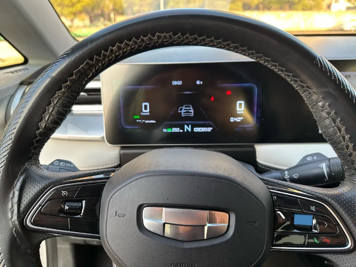 2022 Geometry E BEV 33.5KWH,autocango,china used car exporter,china ev exporter,chinese used car exporter,chinese used ev exporter