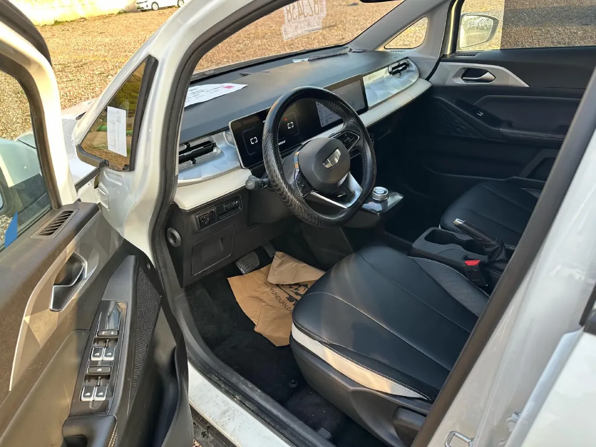 2022 Geometry E BEV 33.5KWH,autocango,china used car exporter,china ev exporter,chinese used car exporter,chinese used ev exporter