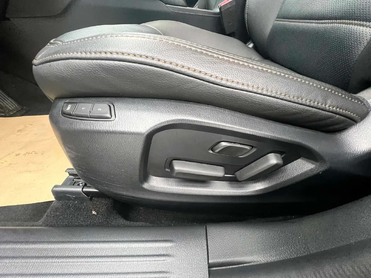 2022 MAXUS XinTu V90 2.0T 150HP L4 6AT,autocango,china used car exporter,china ev exporter,chinese used car exporter,chinese used ev exporter