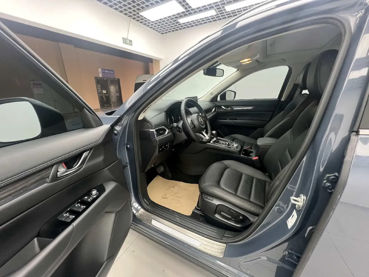 2022 MAXUS XinTu V90 2.0T 150HP L4 6AT,autocango,china used car exporter,china ev exporter,chinese used car exporter,chinese used ev exporter