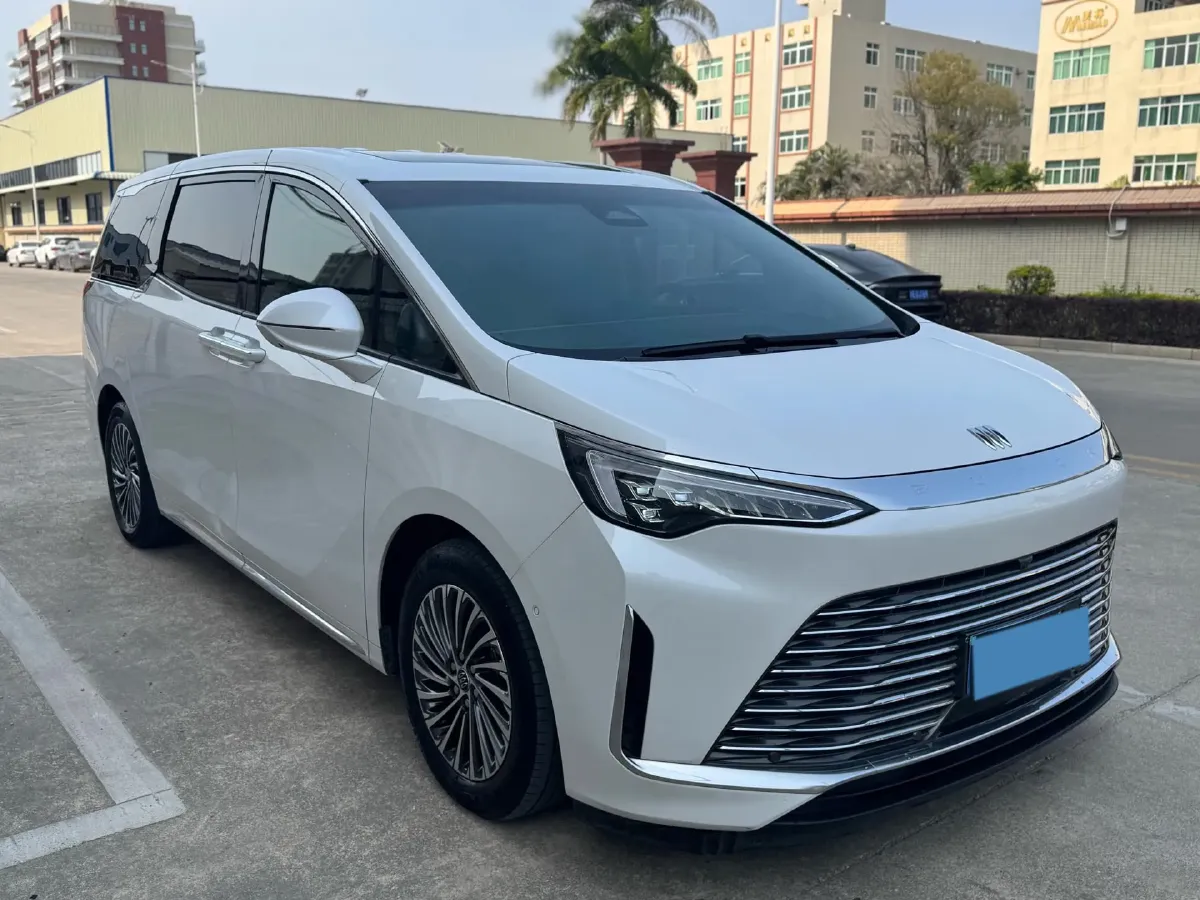 2023 Buick Century 2.0T 237HP L4 9AT,autocango,china used car exporter,china ev exporter,chinese used car exporter,chinese used ev exporter