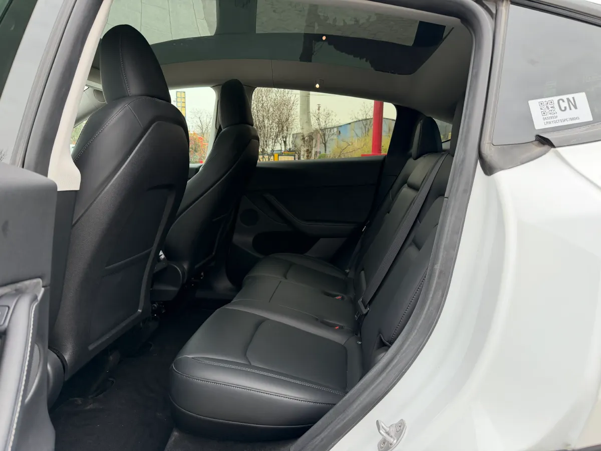 2022 Tesla Model Y BEV 60KWH,autocango,china used car exporter,china ev exporter,chinese used car exporter,chinese used ev exporter