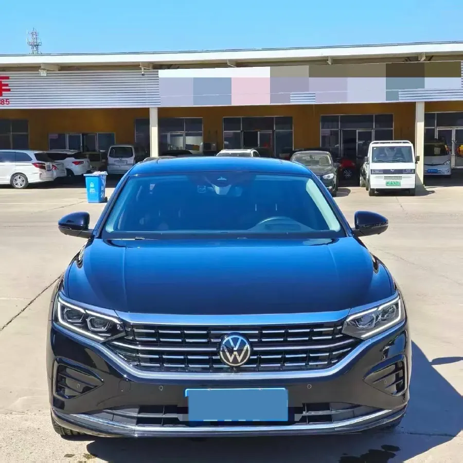 2024 Volkswagen Passat 2.0T 220HP L4 7DCT,autocango,china used car exporter,china ev exporter,chinese used car exporter,chinese used ev exporter