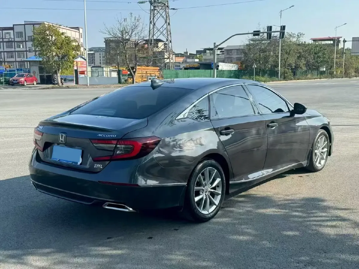 2022 Honda Accord 1.5T 194HP L4 CVT,autocango,china used car exporter,china ev exporter,chinese used car exporter,chinese used ev exporter