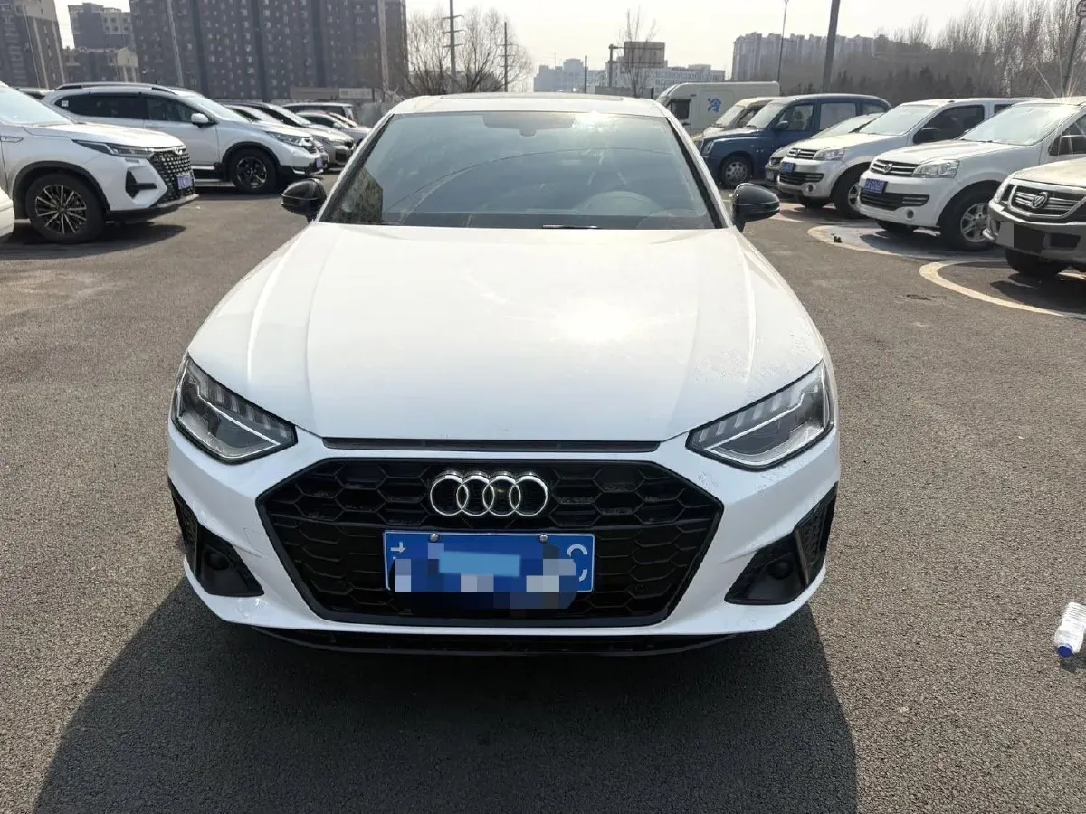 2020 Audi A4L 2.0T 190HP L4 7DCT,autocango,china used car exporter,china ev exporter,chinese used car exporter,chinese used ev exporter