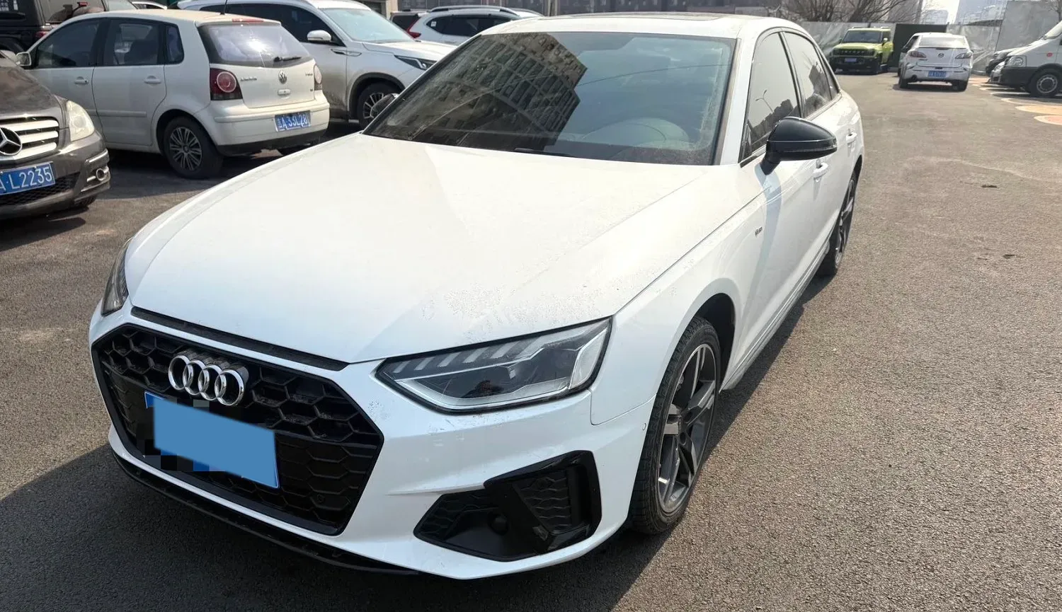 2020 Audi A4L 2.0T 190HP L4 7DCT,autocango,china used car exporter,china ev exporter,chinese used car exporter,chinese used ev exporter