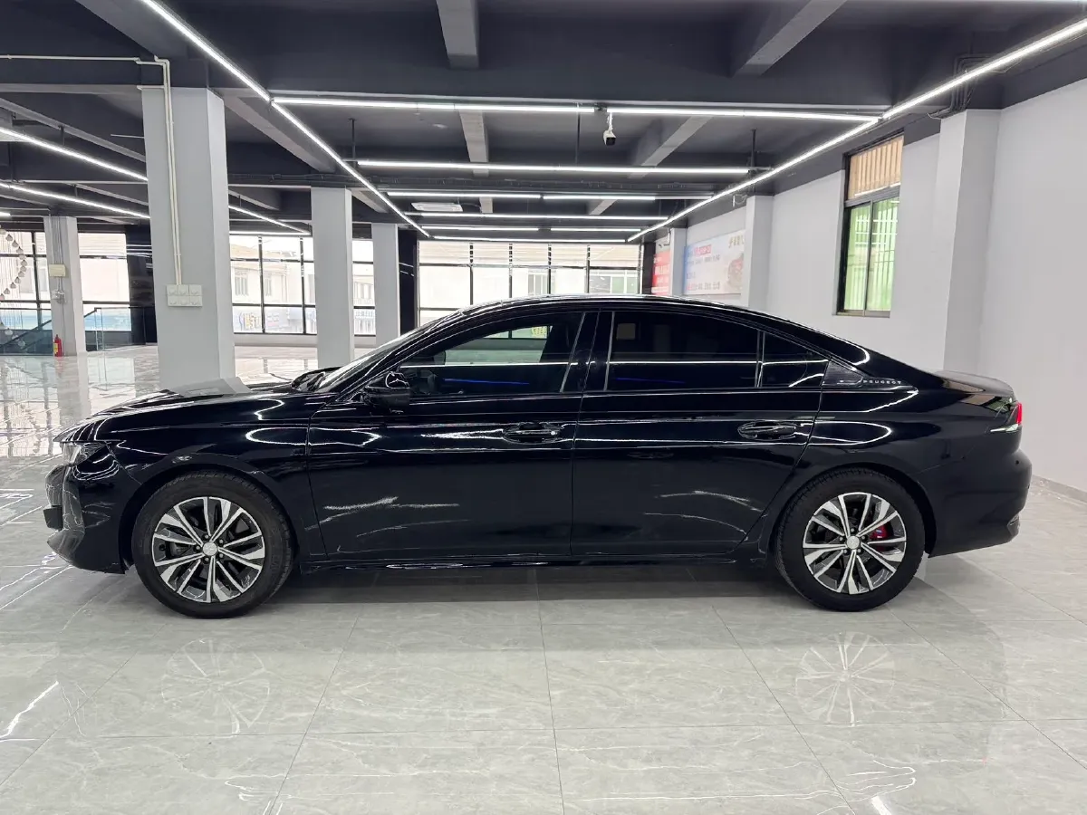 2021 Peugeot 508 1.6T 170HP L4 6AT,autocango,china used car exporter,china ev exporter,chinese used car exporter,chinese used ev exporter