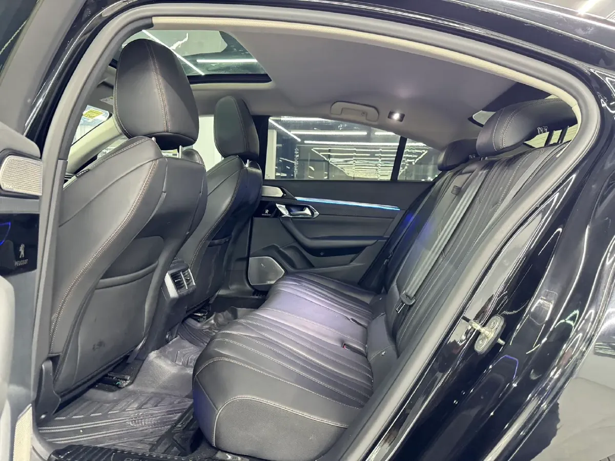 2021 Peugeot 508 1.6T 170HP L4 6AT,autocango,china used car exporter,china ev exporter,chinese used car exporter,chinese used ev exporter