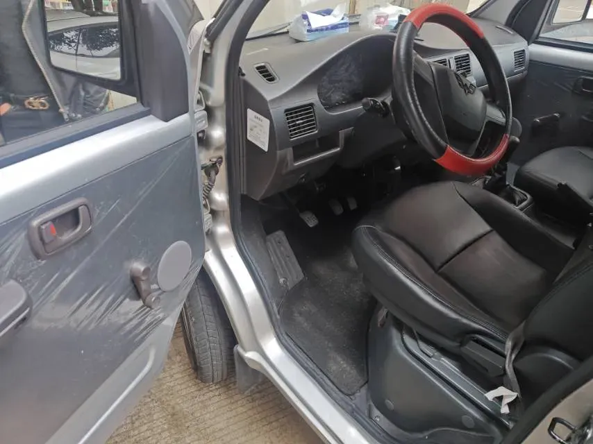 2023 WuLing RongGuang Mini Truck 1.5L 102HP L4 5MT,autocango,china used car exporter,china ev exporter,chinese used car exporter,chinese used ev exporter