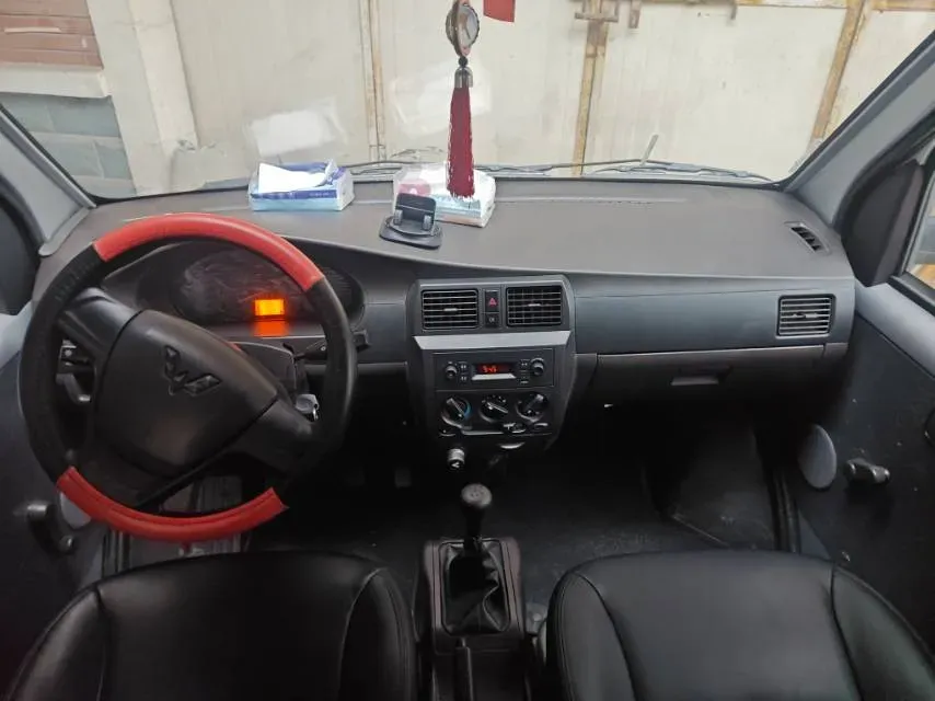 2023 WuLing RongGuang Mini Truck 1.5L 102HP L4 5MT,autocango,china used car exporter,china ev exporter,chinese used car exporter,chinese used ev exporter