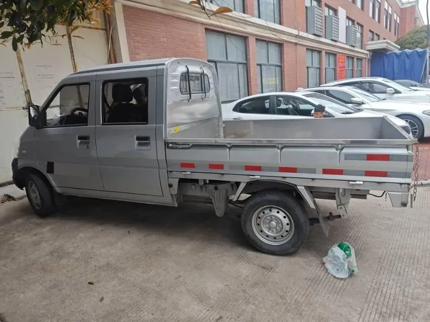 2023 WuLing RongGuang Mini Truck 1.5L 102HP L4 5MT,autocango,china used car exporter,china ev exporter,chinese used car exporter,chinese used ev exporter