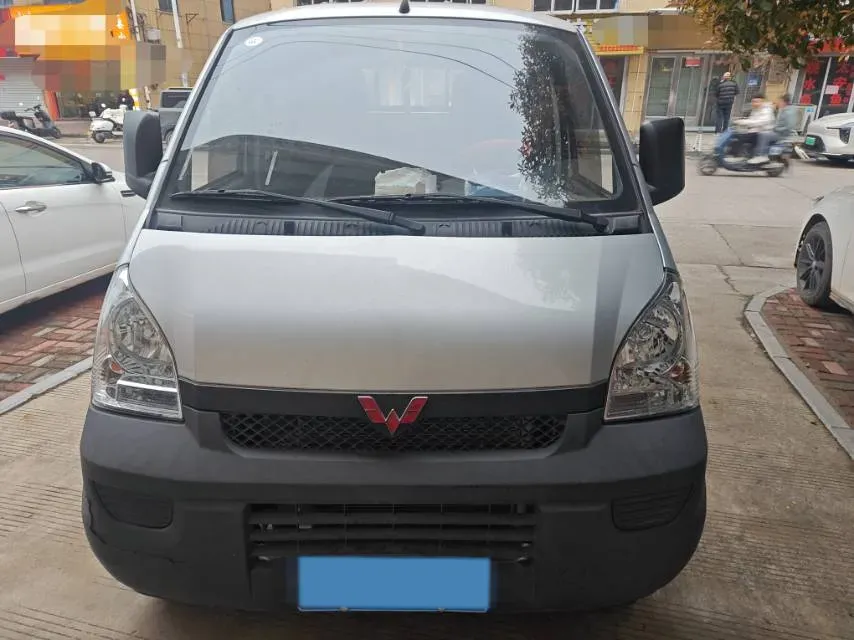 2023 WuLing RongGuang Mini Truck 1.5L 102HP L4 5MT,autocango,china used car exporter,china ev exporter,chinese used car exporter,chinese used ev exporter