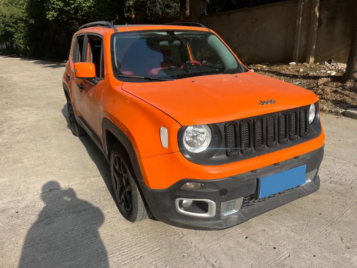 2018 Jeep Renegade 2.0L 148HP L4 9AT,autocango,china used car exporter,china ev exporter,chinese used car exporter,chinese used ev exporter
