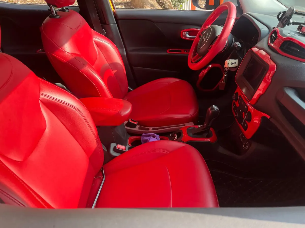 2018 Jeep Renegade 2.0L 148HP L4 9AT,autocango,china used car exporter,china ev exporter,chinese used car exporter,chinese used ev exporter